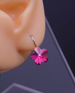 Náušnice s komponentem Swarovski® Pomněnka vel. 10 na klapce Fuchsia