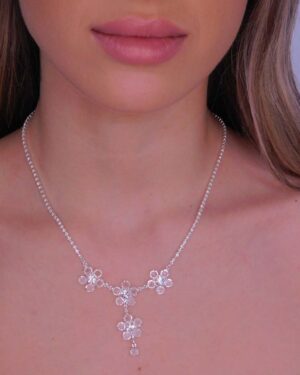 Štrasový kytičkový náhrdelník